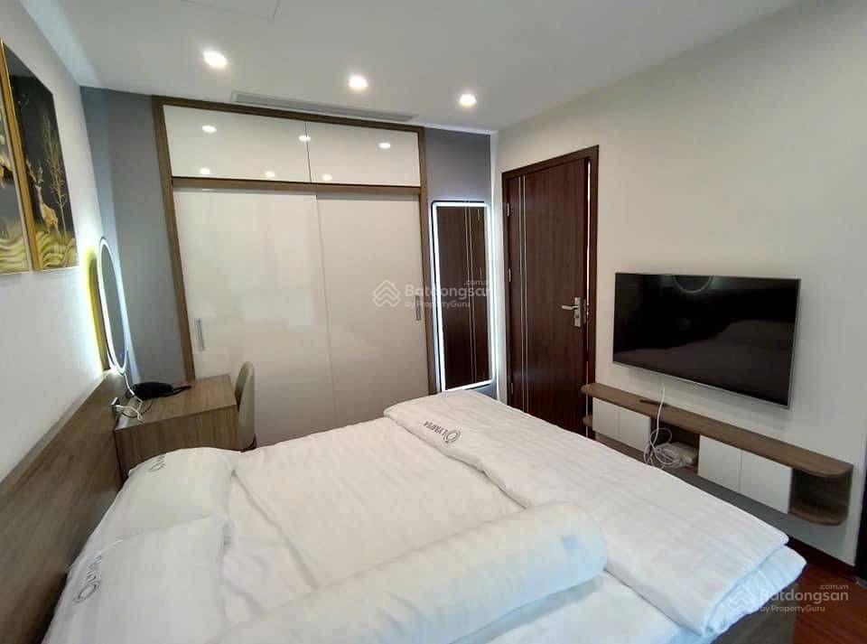 Nhà ngõ ô tô giảng võ, đống đa, 19 tỷ  60m2 x 5 tầng, mt 4m  nội thất xịn, ô tô đỗ cửa ngày đêm
