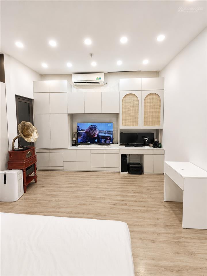 Nhà phân lô trần duy hưng, cầu giấy 21 tỷ  50m2 x 5 tầng, mt 5m, 2 thoáng vĩnh viễn trước sau