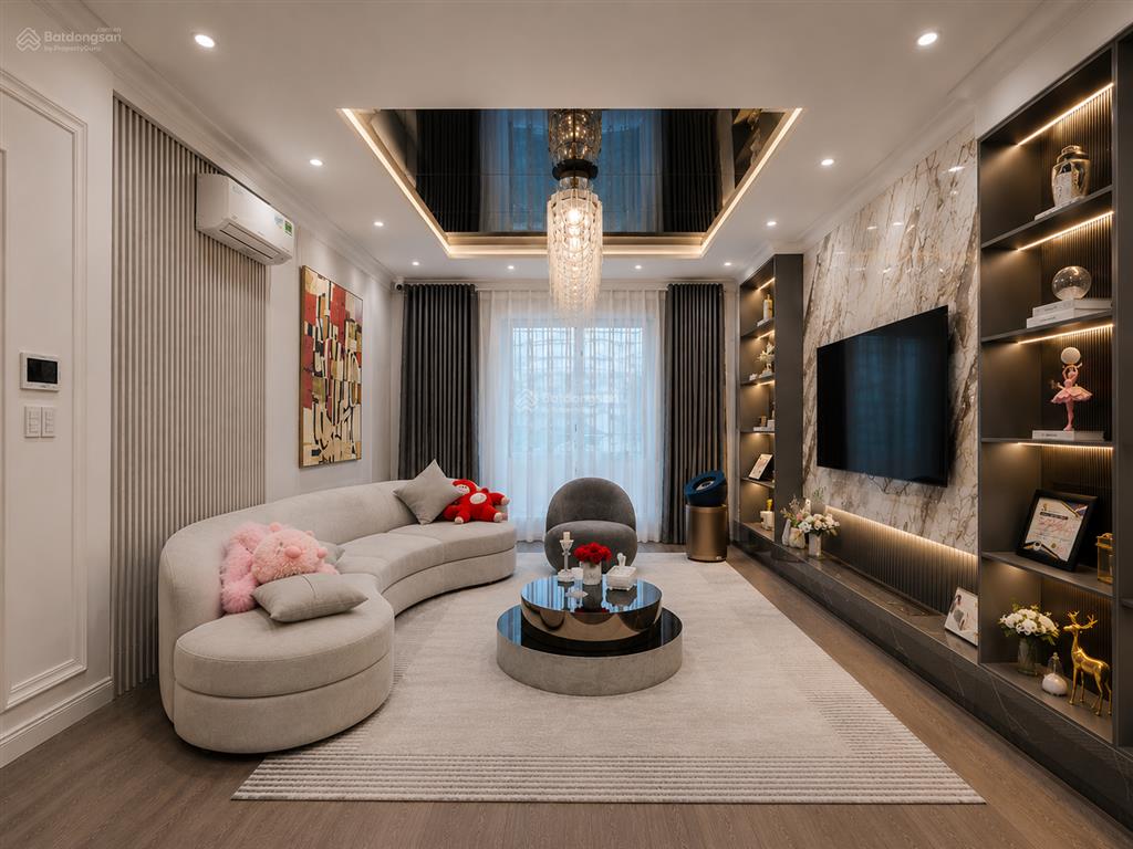 Nhà ngõ ba gác rộng tây hồ, cầu giấy 15tỷ  45m2 x 5 tầng, 2 thoáng trước sau  full nội thất xịn