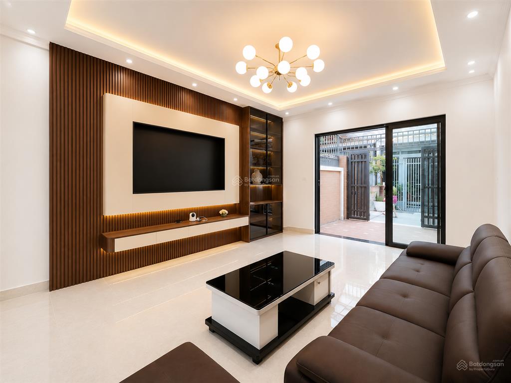 Nhà mặt ngõ rộng quan hoa, cầu giấy 14 tỷ  50m2 4 tầng  nhà 3 thoáng đầy đủ nội thất