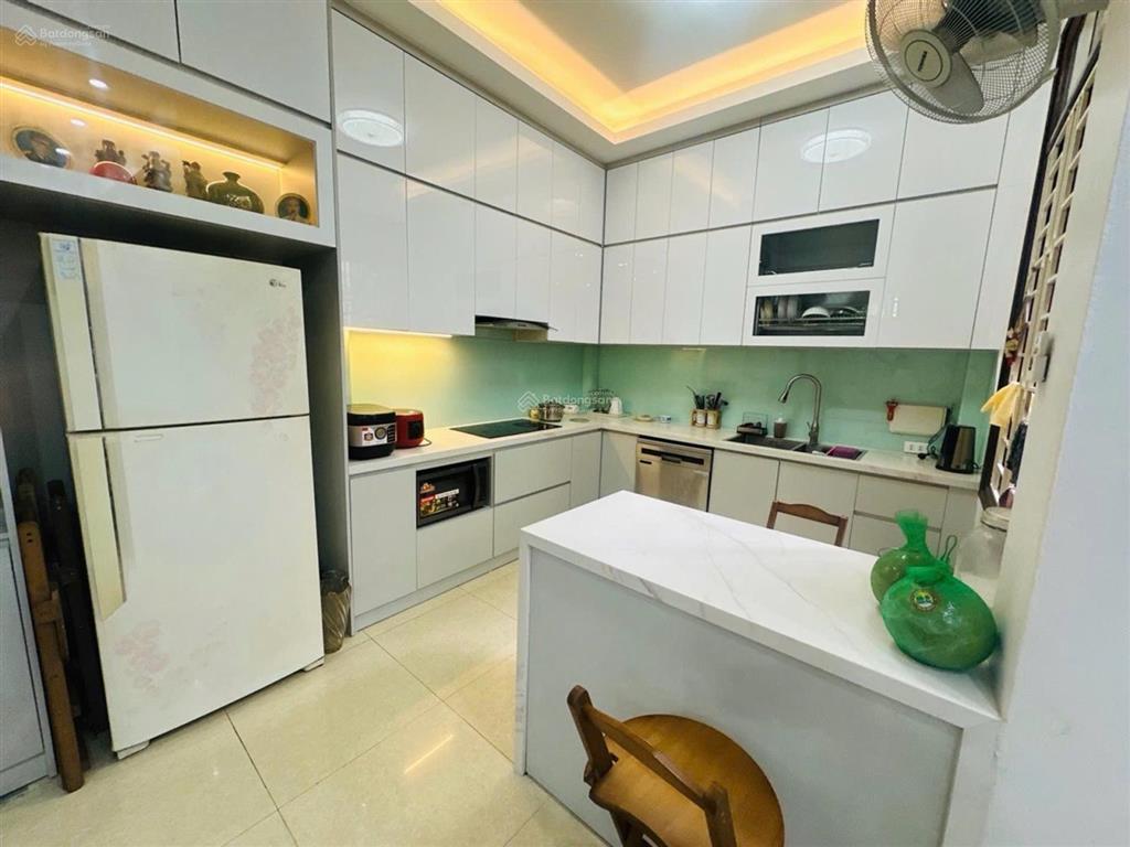 Nhà mặt ngõ rộng lê đức thọ, nam từ liêm 11 tỷ  51m2 x 4 tầng lô góc  full nội thất ở luôn