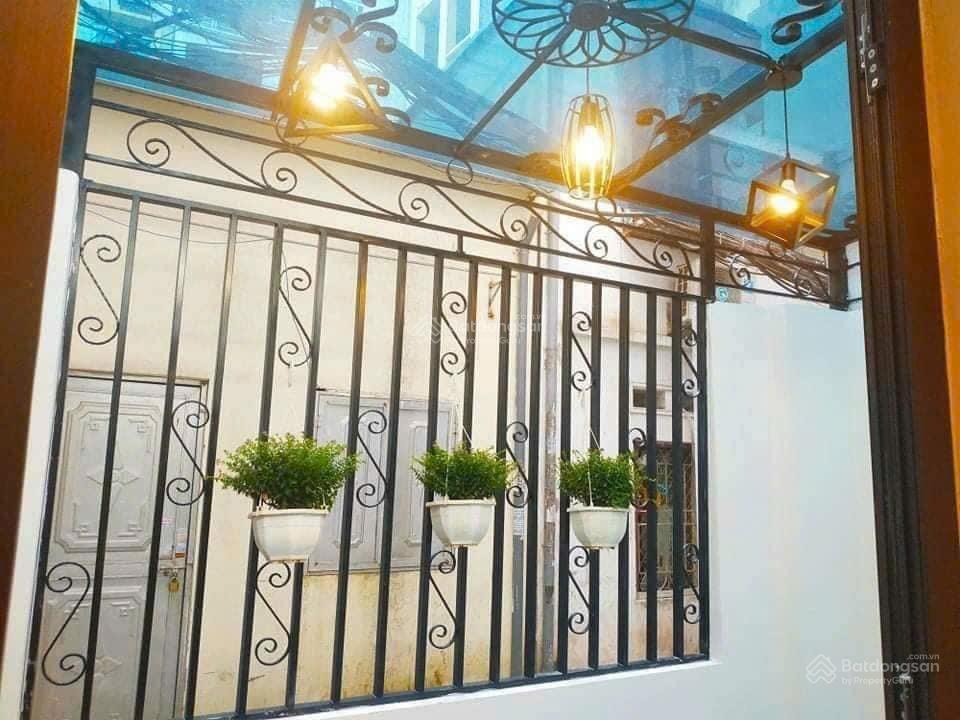 Nhà lô góc mặt ngõ xuân thuỷ, cầu giấy 8.8tỷ  40m2 x 5 tầng  3 thoáng full cửa ảnh thật nhà thật