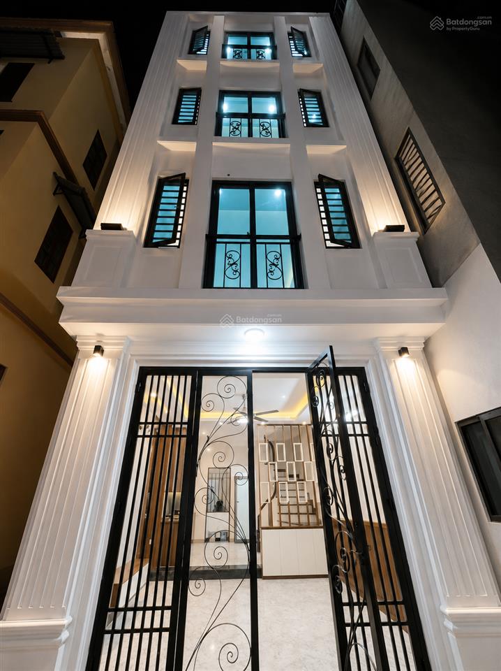 Nhà lô góc mặt ngõ xuân thuỷ, cầu giấy 8.8tỷ  40m2 x 5 tầng  3 thoáng full cửa ảnh thật nhà thật