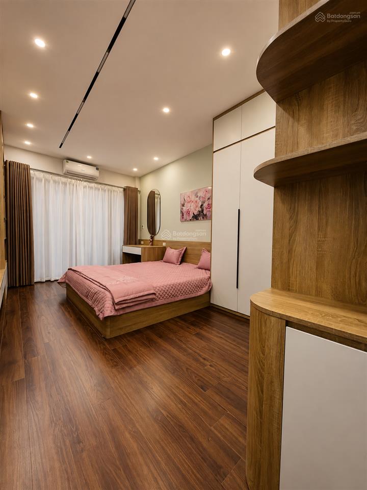 Nhà phân lô xuân thủy, cầu giấy 11 tỷ  38 m2 x 7 tầng, thang máy  full nội thất, nhà mới xây