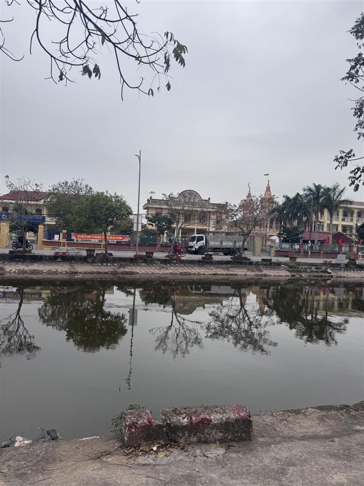 Chính chủ cần bán lô đất tại tt quỹ nhất, đối diện nhà văn hoá trung tâm gần các trường học