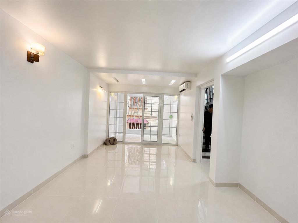 Nhà mặt ngõ ô tô quan hoa, cầu giấy 18 tỷ  50m2 x 5 tầng mt 6m  thiết kế phong cách châu âu