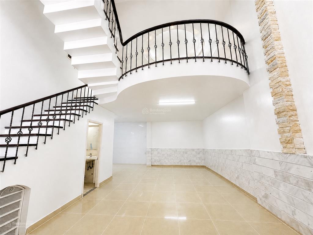 Nhà mặt ngõ ô tô quan hoa, cầu giấy 18 tỷ  50m2 x 5 tầng mt 6m  thiết kế phong cách châu âu