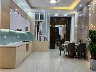 Nhà ngõ ôtô mễ trì , nam từ liêm 12tỷ  40m2 x 6 tầng thang máy, mt 4,6m  full nội thất xịn ở luôn
