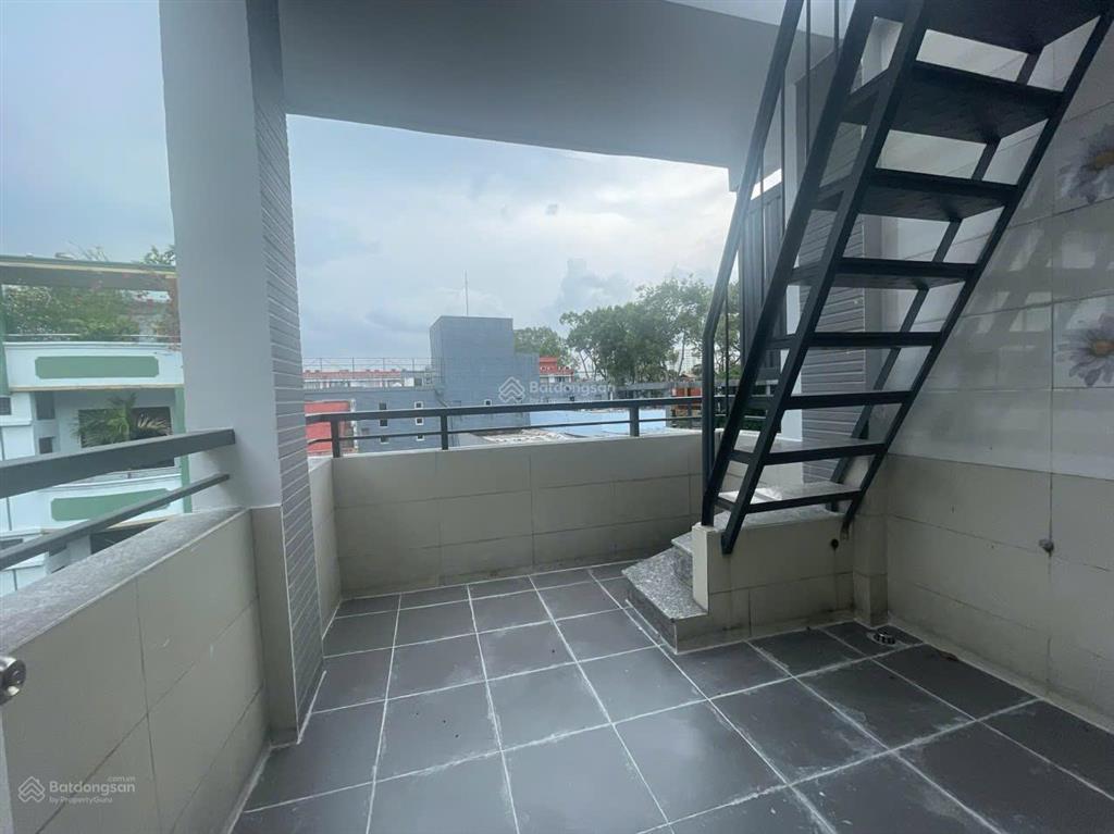 Bán nhà mặt tiền vĩnh viễn  nhà xây 6 tầng giá 9,4 tỷ