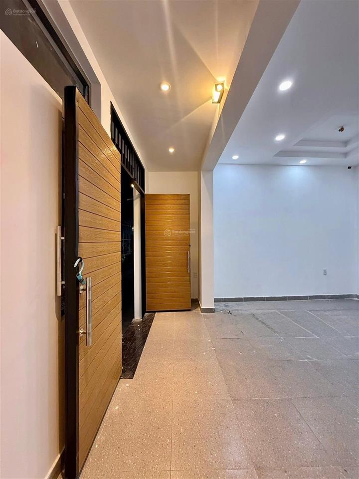 Bán nhà giá tốt quận bình thạnh  diện tích đẹp giá đẹp