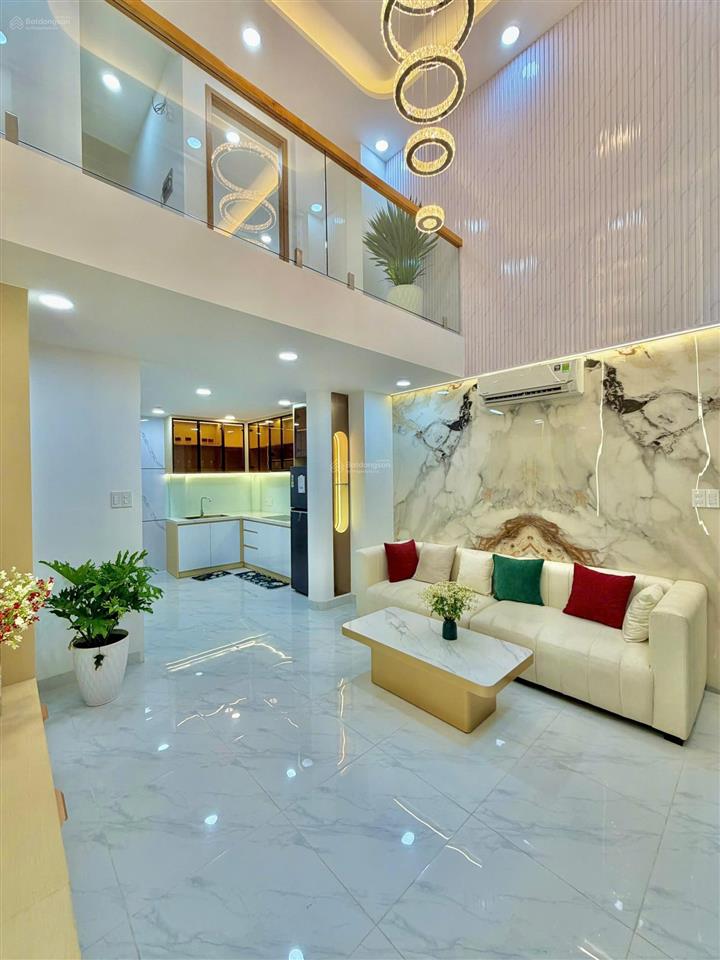 Nhà đẹp sát mặt tiền đường lê quang định bình thạnh