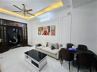 Nhà định công 35m, 4 tầng, khung cột chắc chắn, ngõ nông gần ô tô, chủ bán 5.98 tỷ