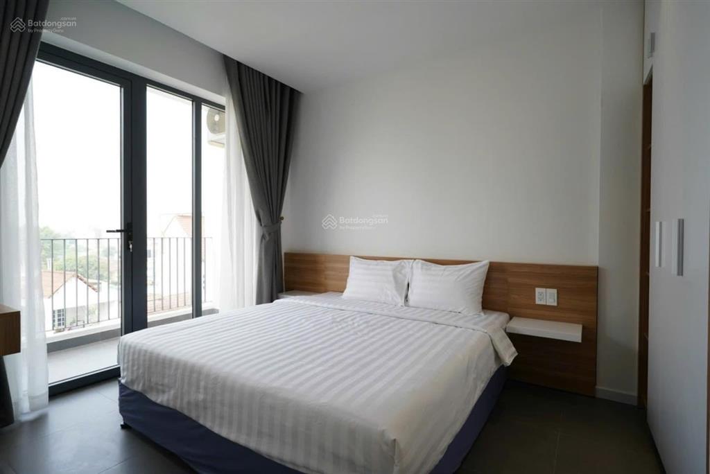 Cho thuê cc mini 1pn, 1wc, 45m2, ngay sân bay, hẻm ô tô, an ninh  toà nhà thang máy, nhà mới