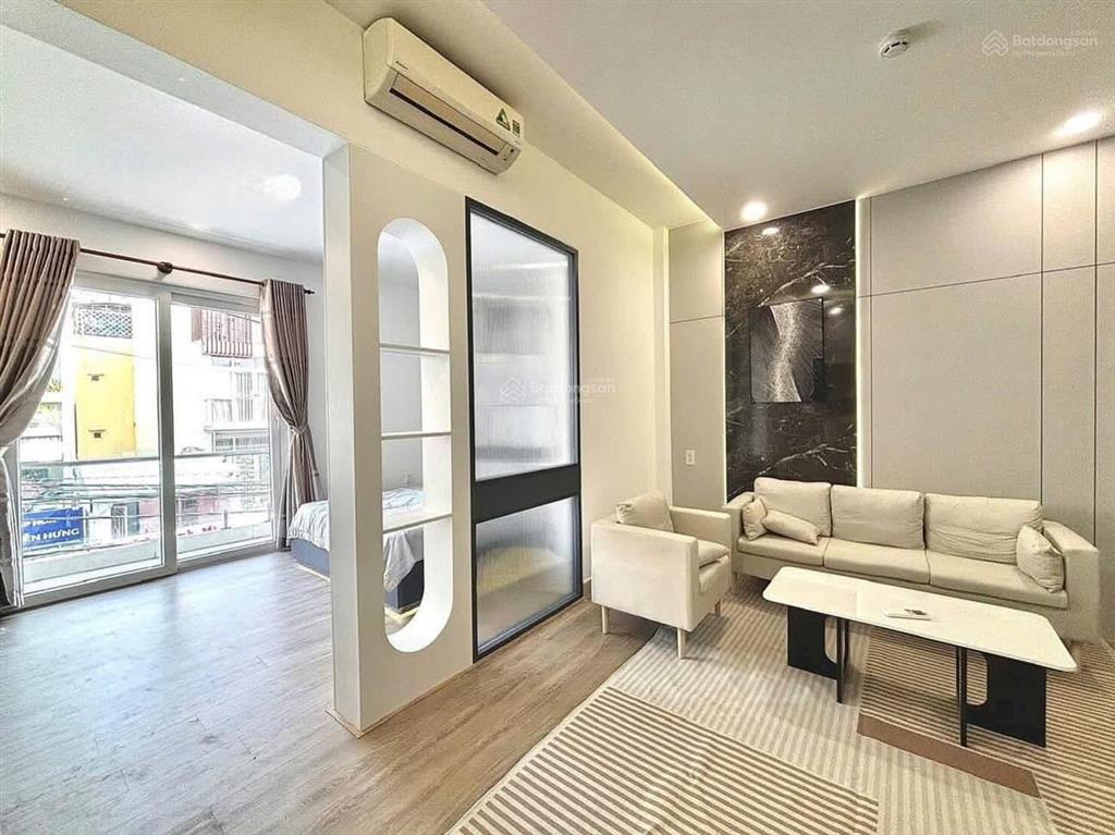 Cho thuê căn hộ đầy đủ nội thất ngay lotte cộng hoà, khu k300  đường lớn, thang máy, an ninh