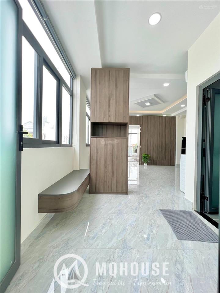 Cho thuê căn hộ 1 phòng ngủ  ban công, sạch sẽ an ninh, nhà mới ngay bờ kè hoàng sa, đỗ thị lời