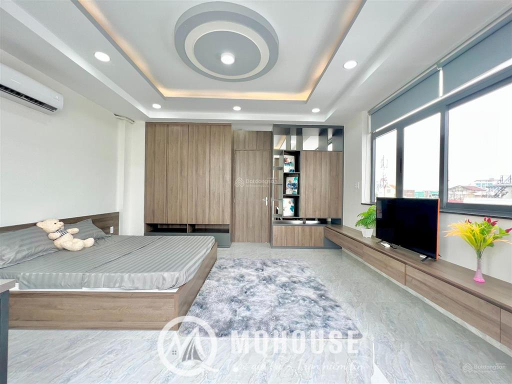 Cho thuê căn hộ 1 phòng ngủ  ban công, sạch sẽ an ninh, nhà mới ngay bờ kè hoàng sa, đỗ thị lời
