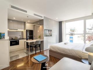 Cho thuê căn hộ ban công cực xịn  thang máy, nhà mới, đường lớn ngay etown cộng hòa  nhà ga t3