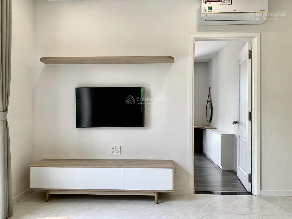 Cho thuê căn hộ mới 100%, đầy đủ nội thất, có ban công, thang máy ngay lý thường kiệt, bắc hải