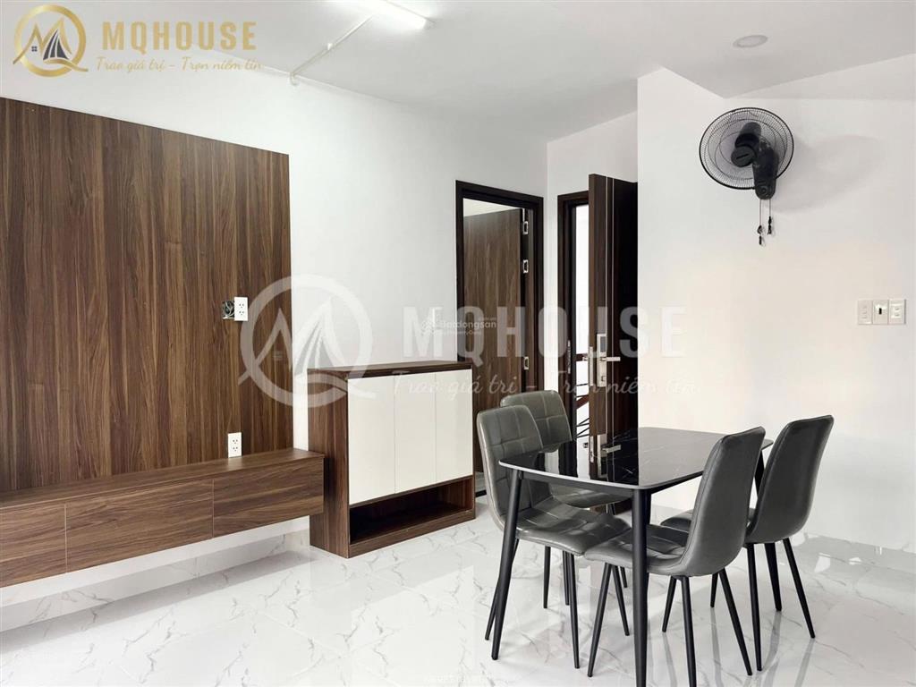 Cho thuê căn hộ 1 phòng ngủ  ban công, nhà mới, đường ô tô, thang máy, ngay bảy hiền, khu k300