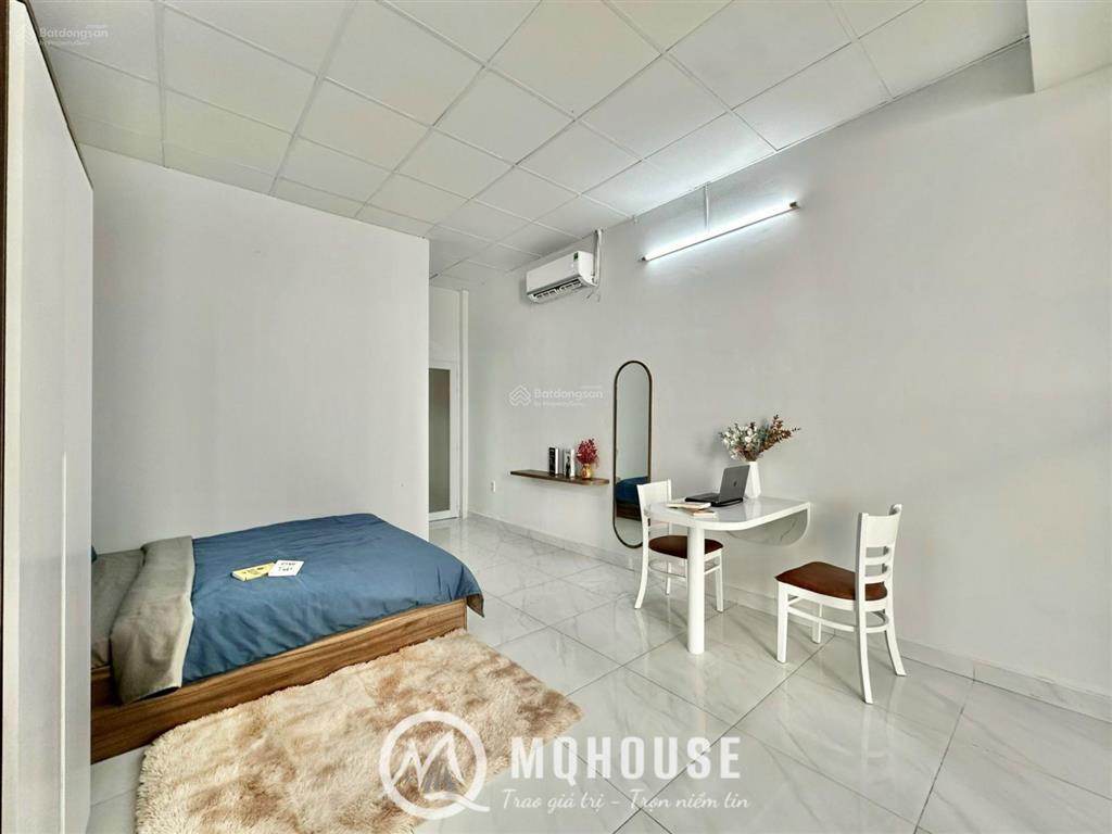 Cho thuê căn hộ studio  ban công lối đi riêng  đường ô tô  ngay lotte cộng hoà  k300