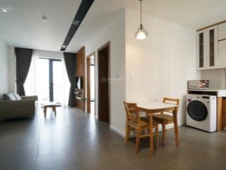 Cho thuê cc mini 1pn, 1wc, 45m2, ngay sân bay, hẻm ô tô, an ninh  tòa nhà thang máy, nhà mới