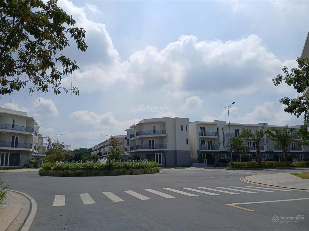 Bán căn shophouse dragon village mặt tiền đường 30m, vị trí đẹp, thuận tiện kinh doanh hoặc ở