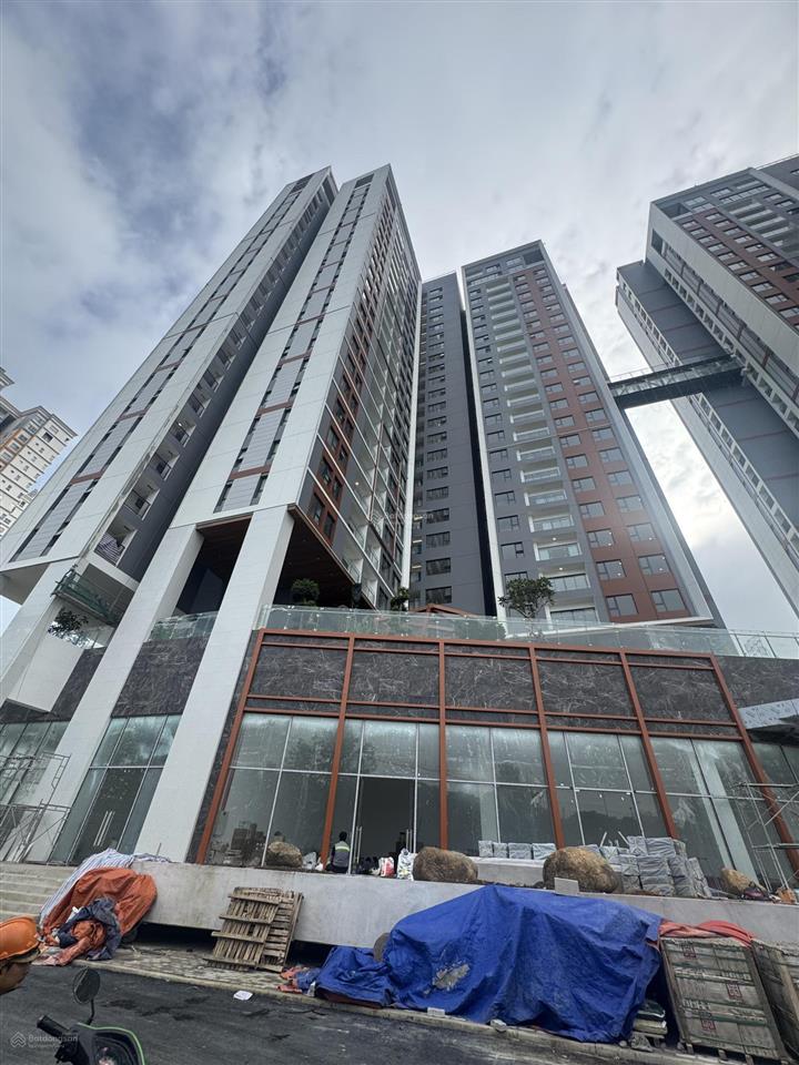 Chỉ 5,3 tỷ sở hữu căn hộ essensia sky tầng 16 view nhìn về q1, tiện ích cầu ngắm hoàng hôn
