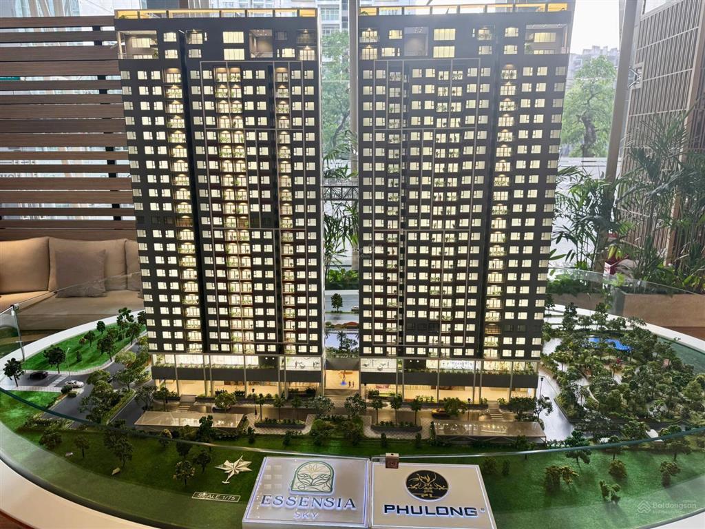 Bán nhanh căn hộ essensia sky, dt 81m2, view đông nam & hồ bơi, giá 6,15 tỷ,  mai linh 0901 377 ***