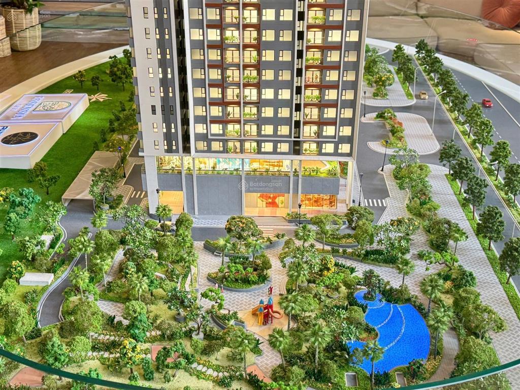Bán nhanh căn hộ essensia sky, dt 81m2, view đông nam & hồ bơi, giá 6,15 tỷ,  mai linh 0901 377 ***