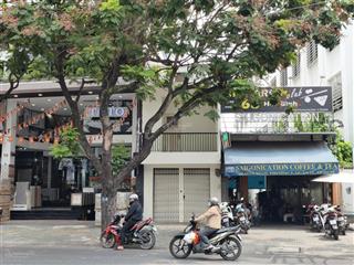 Bán nhà đối diện công viên đầm sen  mt hòa bình quận 11  giảm 2 tỷ  chỉ 15 tỷ