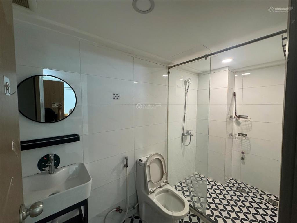 Bán nhà hẻm vip 207 ba tháng hai, p11, q10 (5.7*14m) cn đủ gồm 11p hđt 70tr. giá siêu rẻ