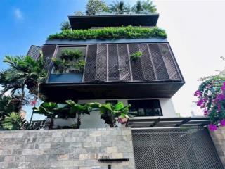 Bán siêu biệt thự hầm + hồ bơi trần khắc chân quận 1 263m² (13m x 20m) giảm 30 tỷ