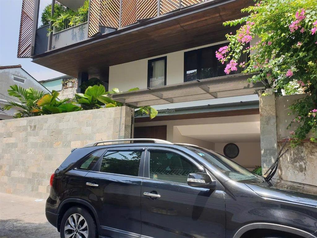 Bán siêu biệt thự hầm + hồ bơi trần khắc chân quận 1 263m² (13m x 20m) giảm 30 tỷ