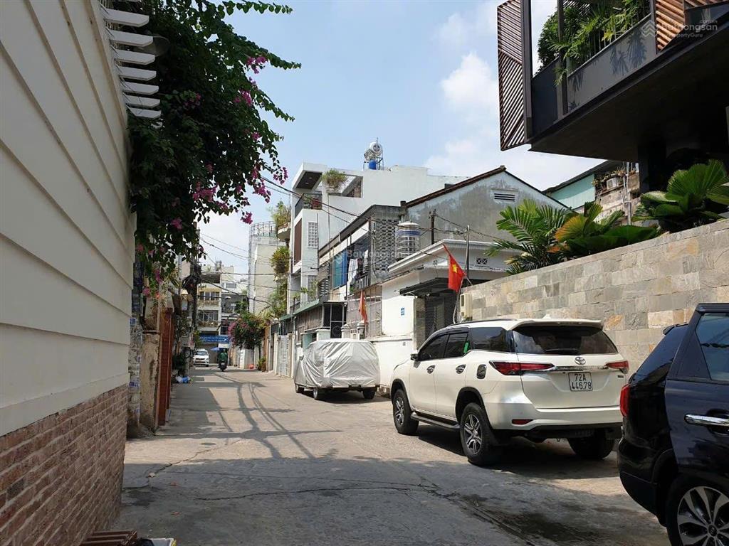 Bán siêu biệt thự hầm + hồ bơi trần khắc chân quận 1 263m² (13m x 20m) giảm 30 tỷ