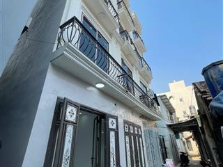 Hàng hot!! trong đê!! nhà 4 tầng full nội thất cách quốc lộ 6 chỉ 400m. phải thật nhanh các bác nhé