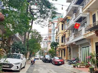 Giá rẻ đầu tư! chủ cần bán gấp nhà phân lô ô tô tránh đường giải phóng, vị trí đẹp, 75m2, hơn 22 tỷ