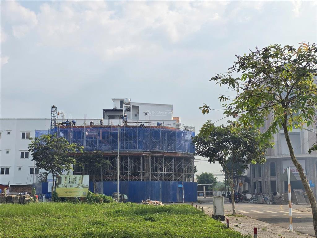 Hàng hiếm tiến lộc garden, ngay cổng sân bay long thành. giá ngộp  sổ sẵn, công chứng ngay