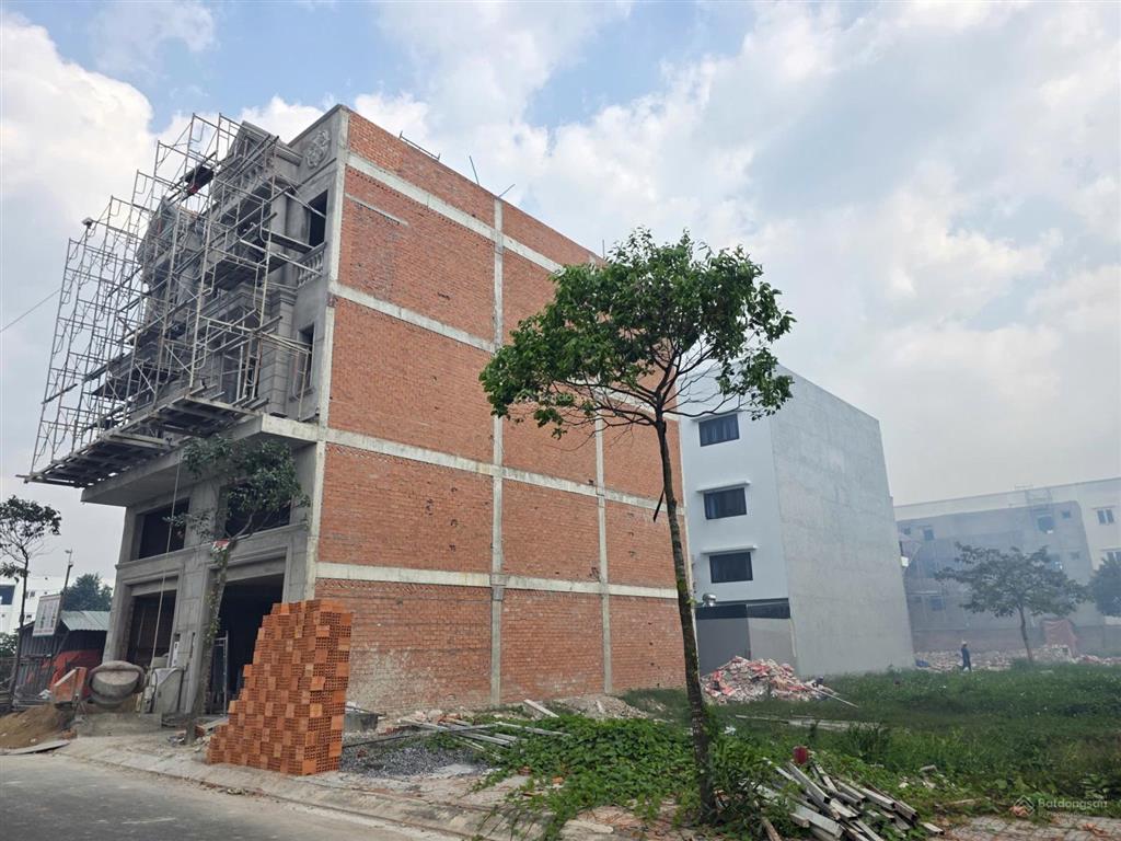 Hàng hiếm tiến lộc garden, ngay cổng sân bay long thành. giá ngộp  sổ sẵn, công chứng ngay