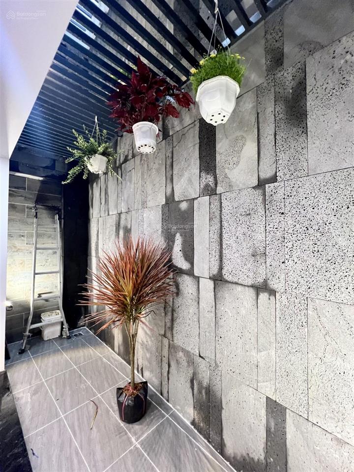 Hẻm xh thông 6m tân hương  tân phú 4 tầng 64m2 giá 9,8 tỷ