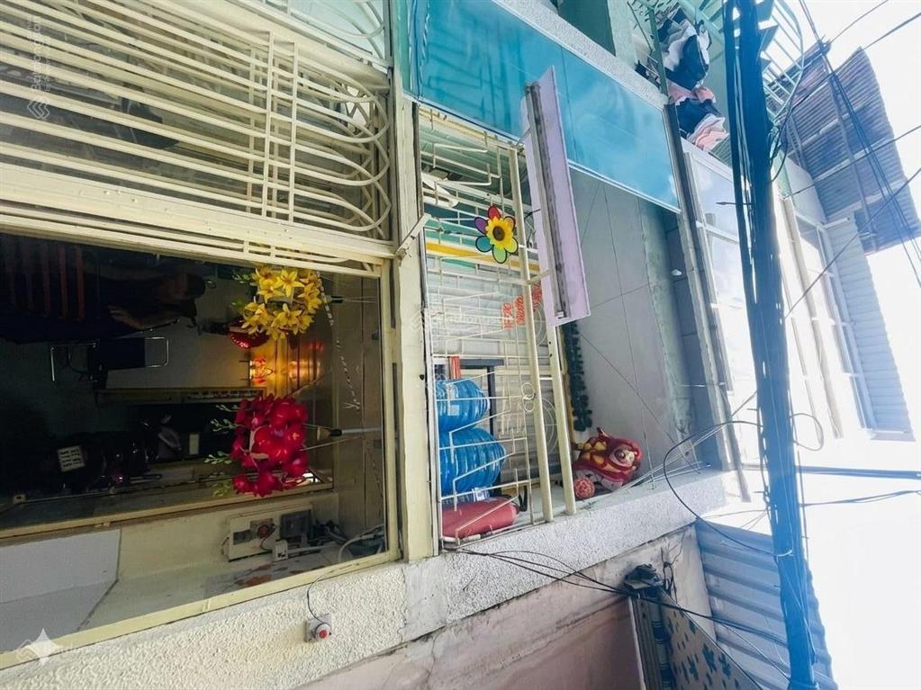 Nhà 4 tầng trần phú ,quận 5. chủ giảm giá còn 5.7 tỷ.