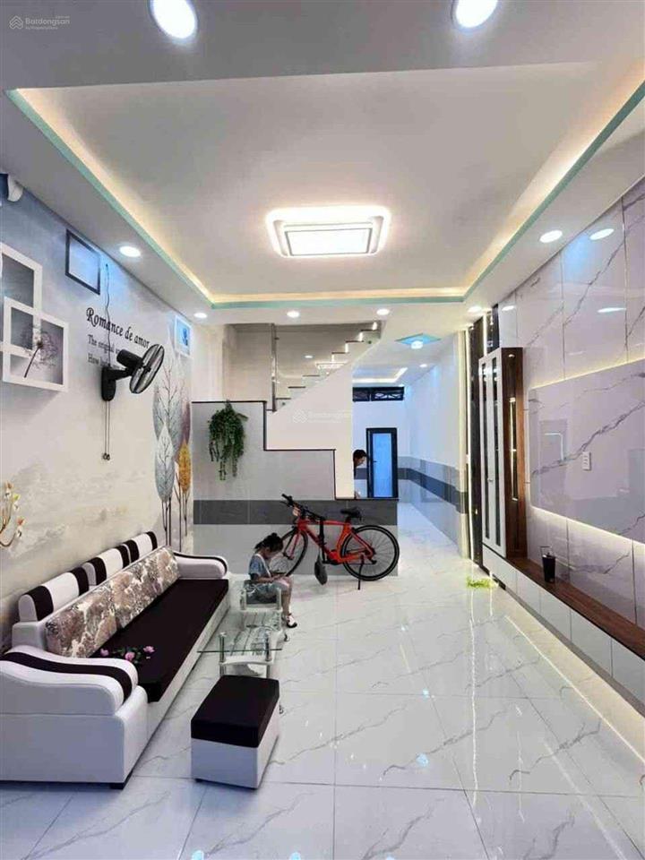 Nhà bán 2 mặt tiền hẻm xe hơi cách 1 căn ra mt bùi minh trực, hot nhất q8, chỉ 5.4 tỷ bl.
