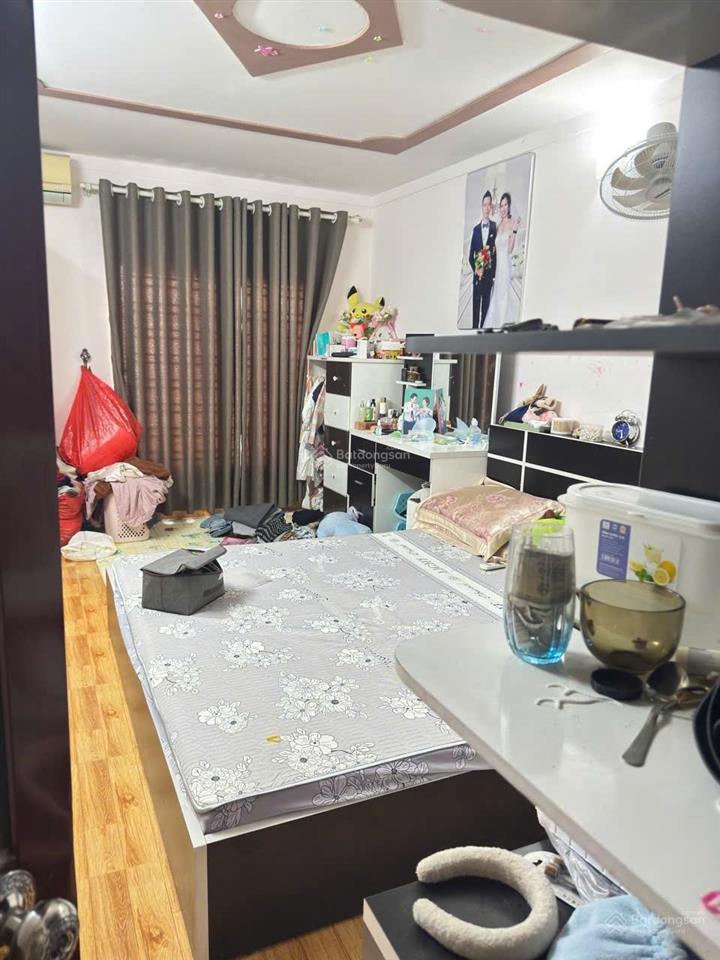 Siêu phẩm 4 tầng tô vũ phố tây văn cao