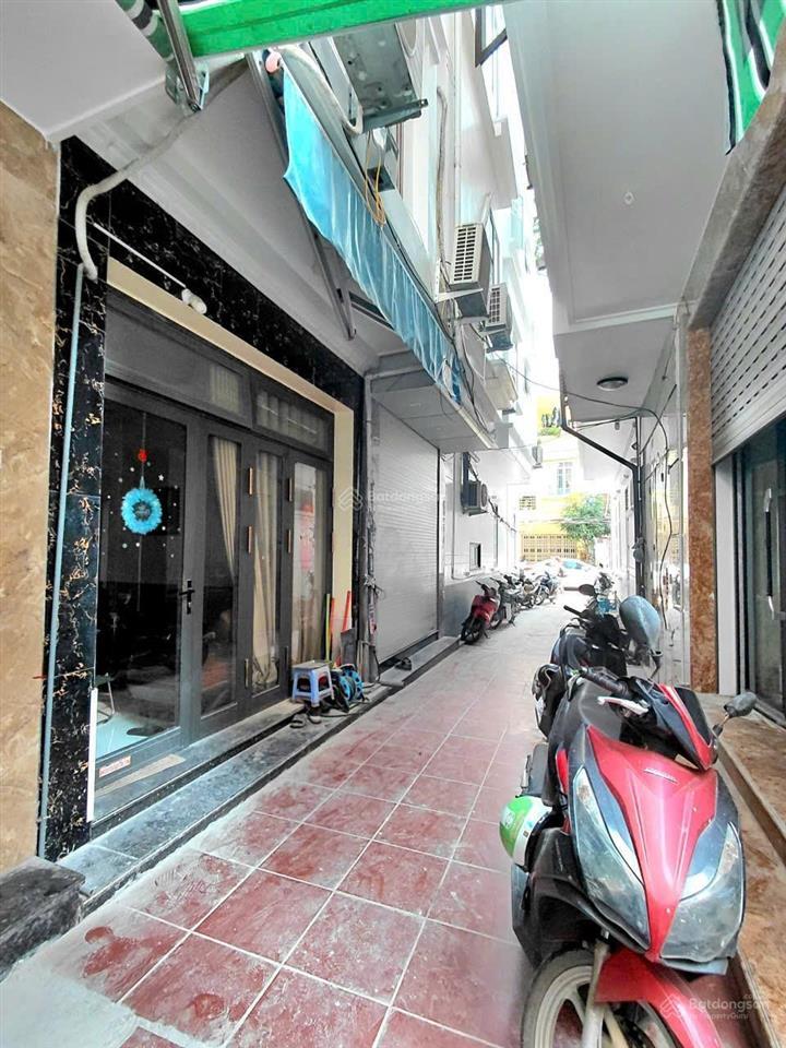Siêu phẩm 4 tầng tô vũ phố tây văn cao