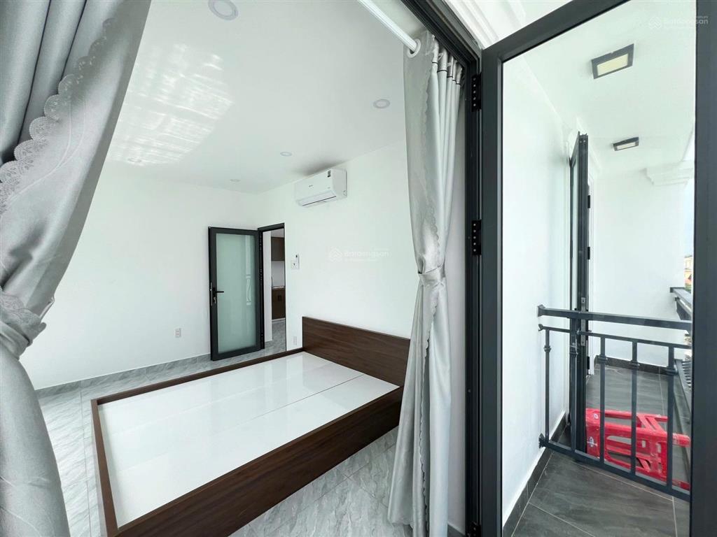 Căn hộ 2pn ban công full nội thất  ngay bùi đình túy trung tâm bình thạnh  cực nhiều tiện ích
