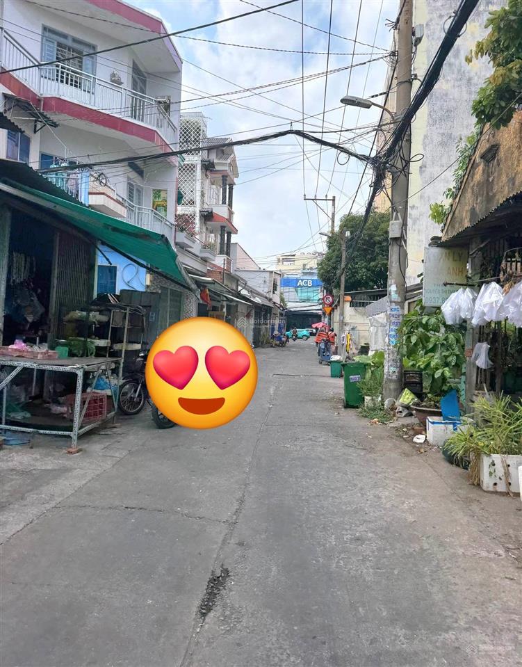Bán nhà tỉnh lộ 10, tên lửa, giáp quận 6 52m2 btct, nở hậu 5.2m sổ hồng riêng,hoàn công đủ chỉ 4ty