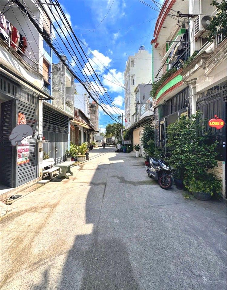 Hương lộ 2 hxh 8m cao ráo ngay lê văn quới  ngã tư 4 xã shr hoàn công đủ nh 5 tỷ
