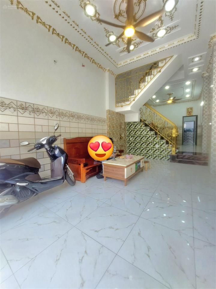 Chủ định cư mỹ cần bán gấp nhà khu tên lửa 100m2 kề aeonmall bình tân