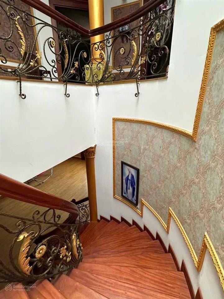 Cho thuê biệt thự sang trọng khu chí linh vũng tàu. giá thuê chỉ 25tr/tháng