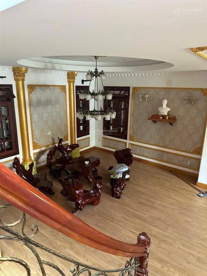 Cho thuê biệt thự sang trọng khu chí linh vũng tàu. giá thuê chỉ 25tr/tháng