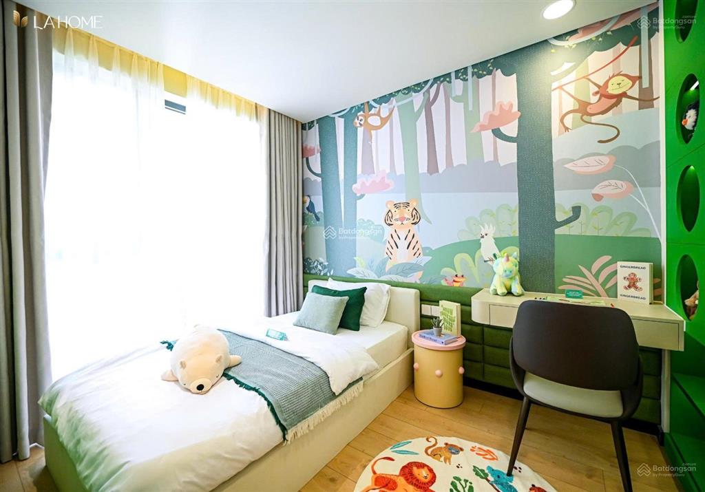 Chính chủ cần sang nhượng căn nhà phố vườn 96m2 6x16m gía rẻ hơn cđt 500tr bank 70%  0384 452 ***.